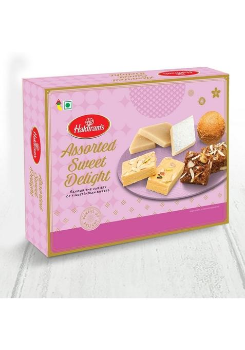 Haldirams Assorted Sweet Delight 450g, Savour The Variety of Indian Sweets (Contains Kaju Katli, Dodha Burfi, Patisa, Besan Ladoo)