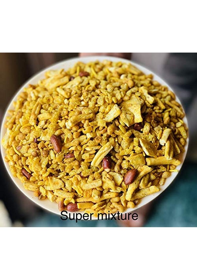 KUNDAN NAMKEEN Super Mixture Crispy & Crunchy Spicy Snacks Indian Mixture, Pack of 1