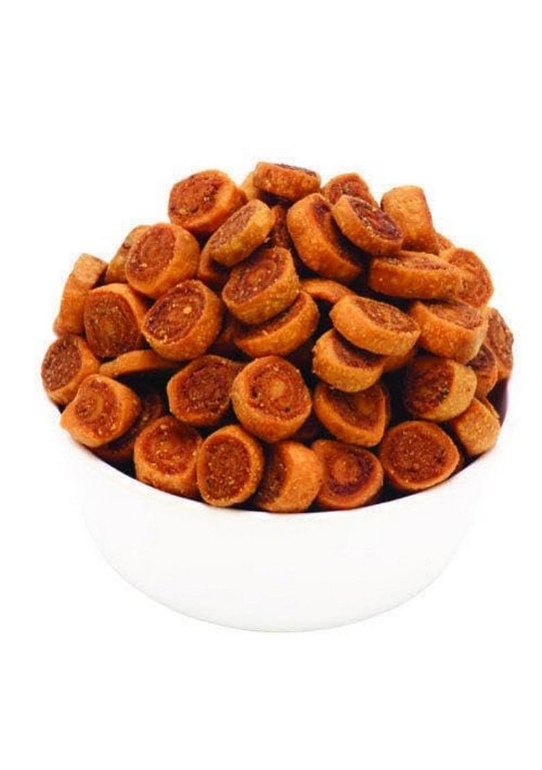 Royal Foodery Special Mini Bhakarwadi Munching Bites for Foodie Indians | Indian Namkeen Nashta Traditional Snacks Crunchy (800g, Bhakarwadi)