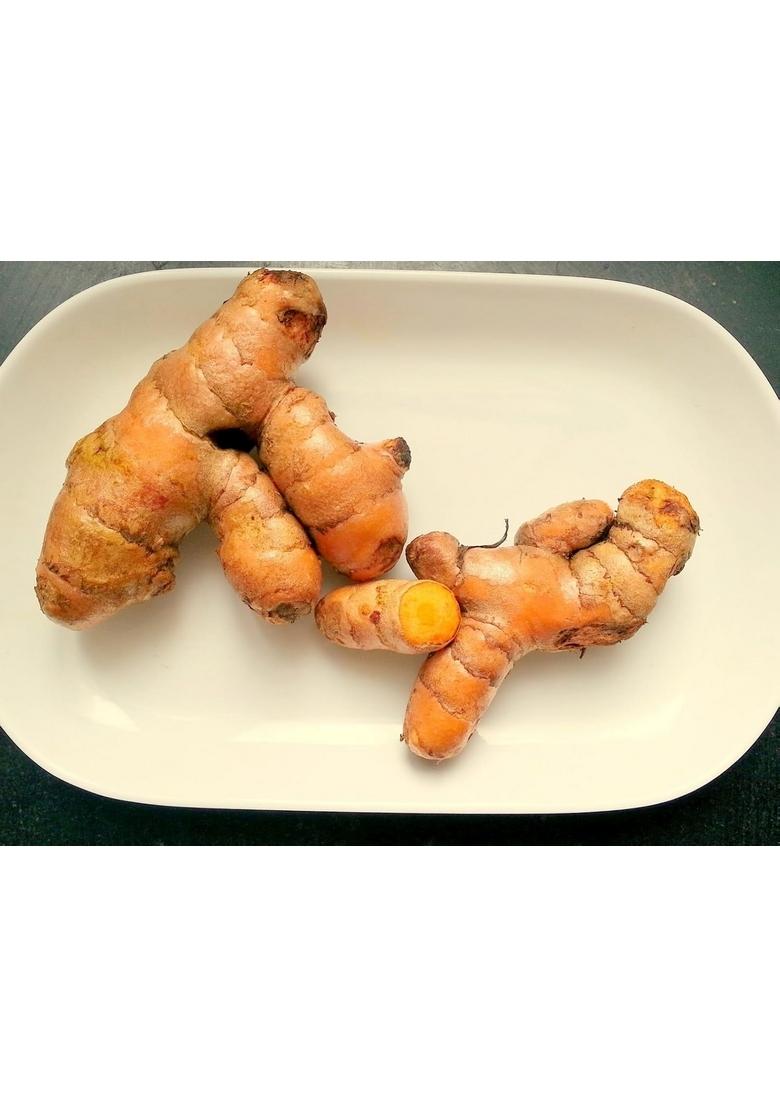 PARSHUTARA Fresh Raw Turmeric Roots (Kacchi Haldi) 100% Chemical-Free, High Curcumin, & Handcrafted Ideal for Cooking, Herbal Teas, Skincare Traditional Ceremonies Natural Immunity Booster Ayurvedic Herb 350g with FREE chemicals Haldi Powder 50GM