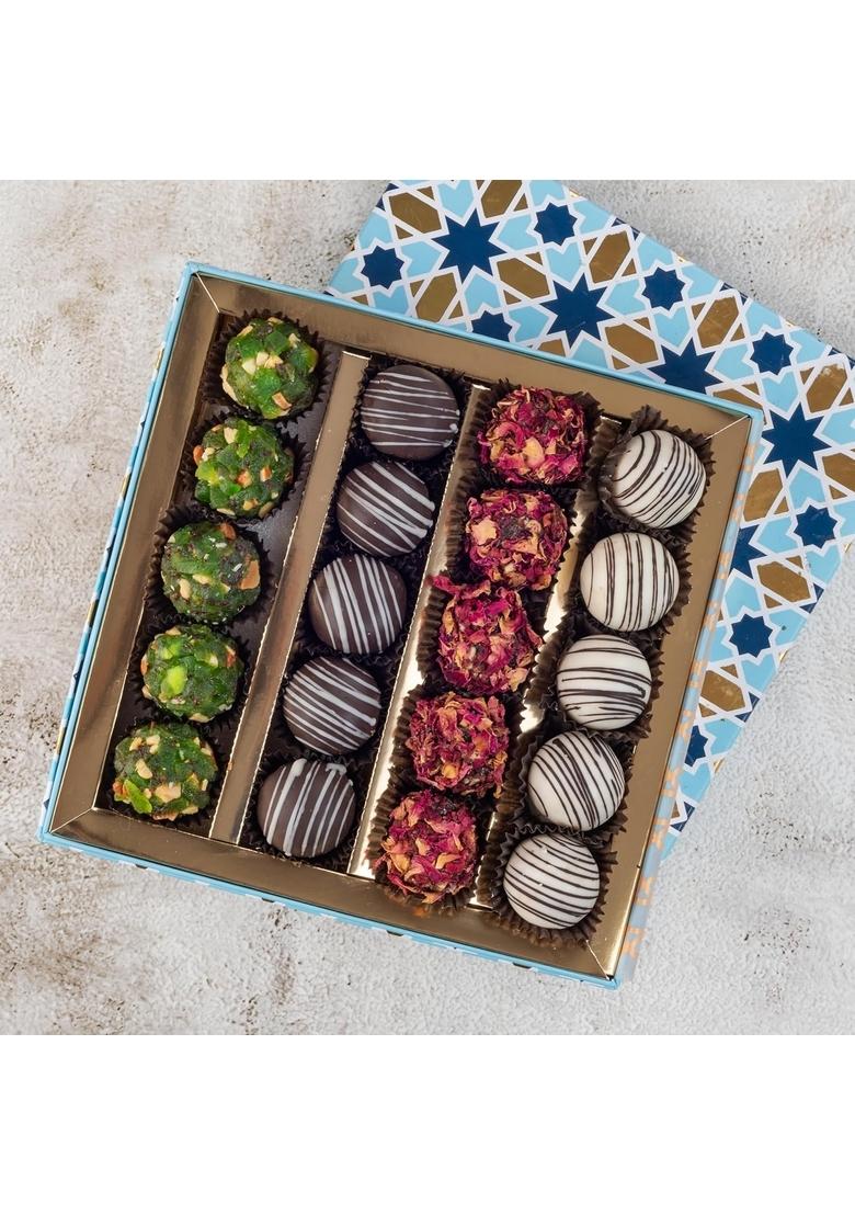 THE BAKLAVA BOX Assorted Indian and Turkish Fusion Sweets enriched with Dry Fruits, Pure Ghee Honey 500gms | Premium Gift Bestsellers like Kiwi Bite, Choco, Strawberry Cherry Laddu