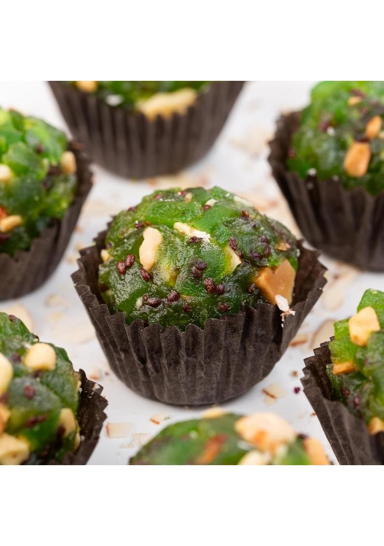 THE BAKLAVA BOX Assorted Indian and Turkish Fusion Sweets enriched with Dry Fruits, Pure Ghee Honey 500gms | Premium Gift Bestsellers like Kiwi Bite, Choco, Strawberry Cherry Laddu