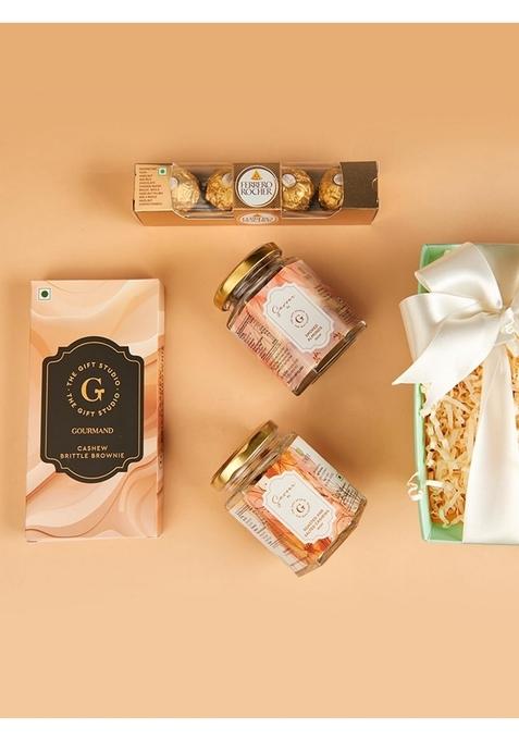 THE GIFT STUDIO.COM Midnight Stash Premium Snack Hamper | Smoked Almonds, Roasted & Salted Cashews, Cashew Brittle, Chocolate Box Gourmet Dry Fruit Hamper, Corporate Gifting