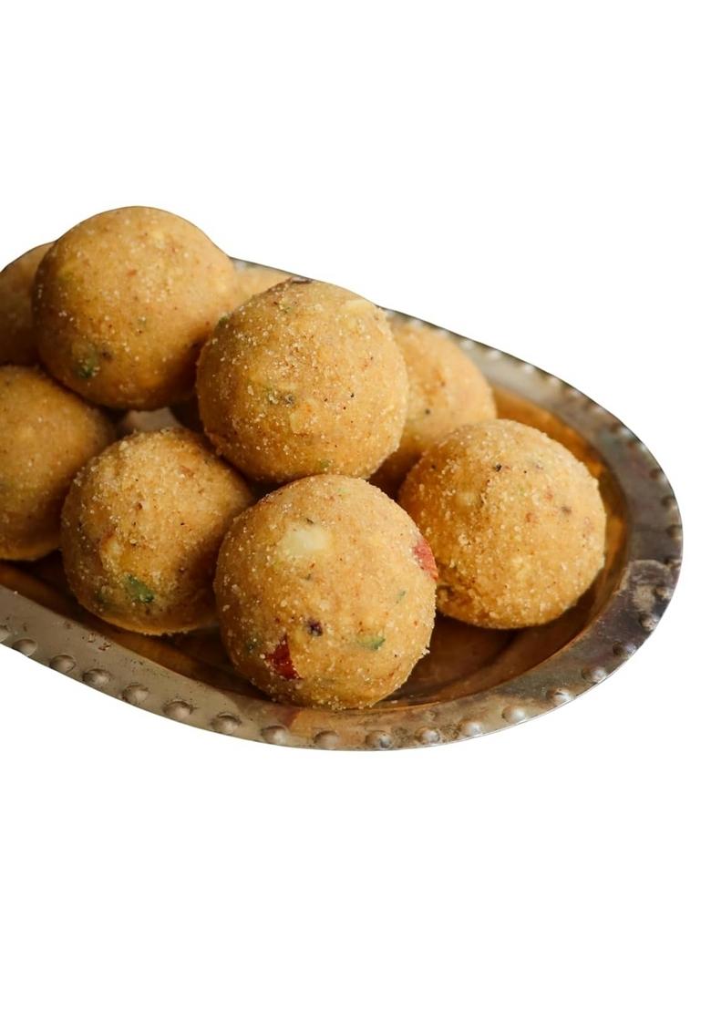 SUMUKH LADOOS Moong Ladoo| Indian Sweets (500 GM)