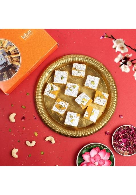 Dessert Drama Premium Sweet Gift Box Desi Ghee Moong Thal/Moong Dal Barfi 400 gm with Diwali Greetings Card || Combo Pack Corporate Gifts