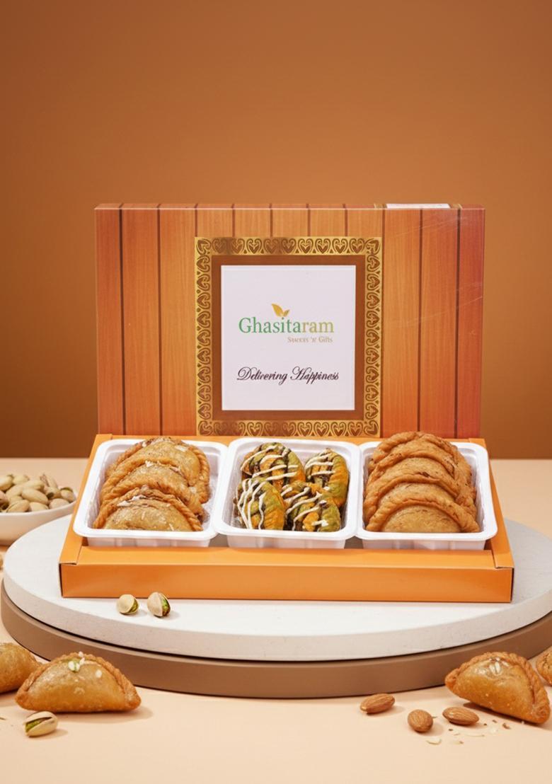 Ghasitaram Gifts Gift Holi Sweets, Gifts, Hamper Assorted Box of Traditional, Dry Sweet and Designer Gujiyas|Sweets Pack|Diwali Sweets|Indian Mithai|Diwali Sweets Box|Sweets