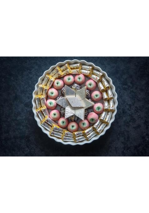 Dessert Drama Diwali Special Healthy and Delicious Kaju Katli, Chocolate Ice Ball, Apple, Kesar Roll (400 Gram) Sweet Box with Ganesh ji Laxmi murti