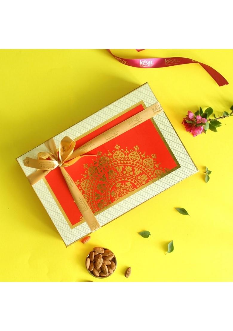 Dessert Drama Diwali Special Healthy and Delicious Kaju Katli, Baklava Pyramid, Atta Dry Fruit Laddoo, Shahi Pista Sandwich (1 Kg) Sweet Box with Ganesh ji Laxmi murti