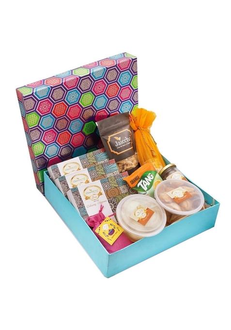 Ghasitaram Gifts Jaiccha Holi Sweets/Holi Hampers/Thandai Big Gourmet Hamper Box of Assorted DesiGheeGujiyas,Rasgulla,Chakli,Sharbat,Thandai,Samosa|Gift Hamper|Diwali Gift Hamper|Gourmet Hampers|