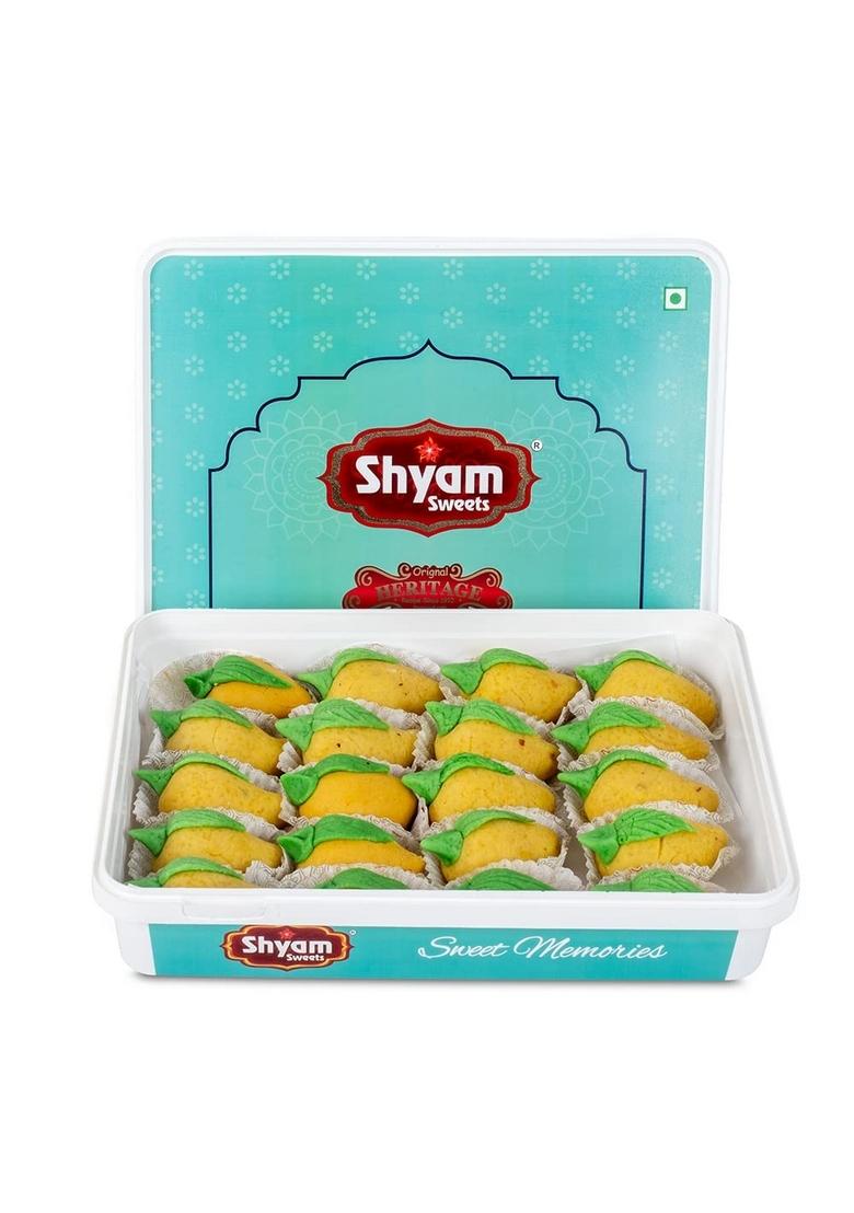shyam sweets Kaju Mango Burfi 900g Premium Cashew Almond Mithai | Exotic Indian Sweet with Less Sugar Gift Box for Festivals & Celebrations Pure Vegetarian