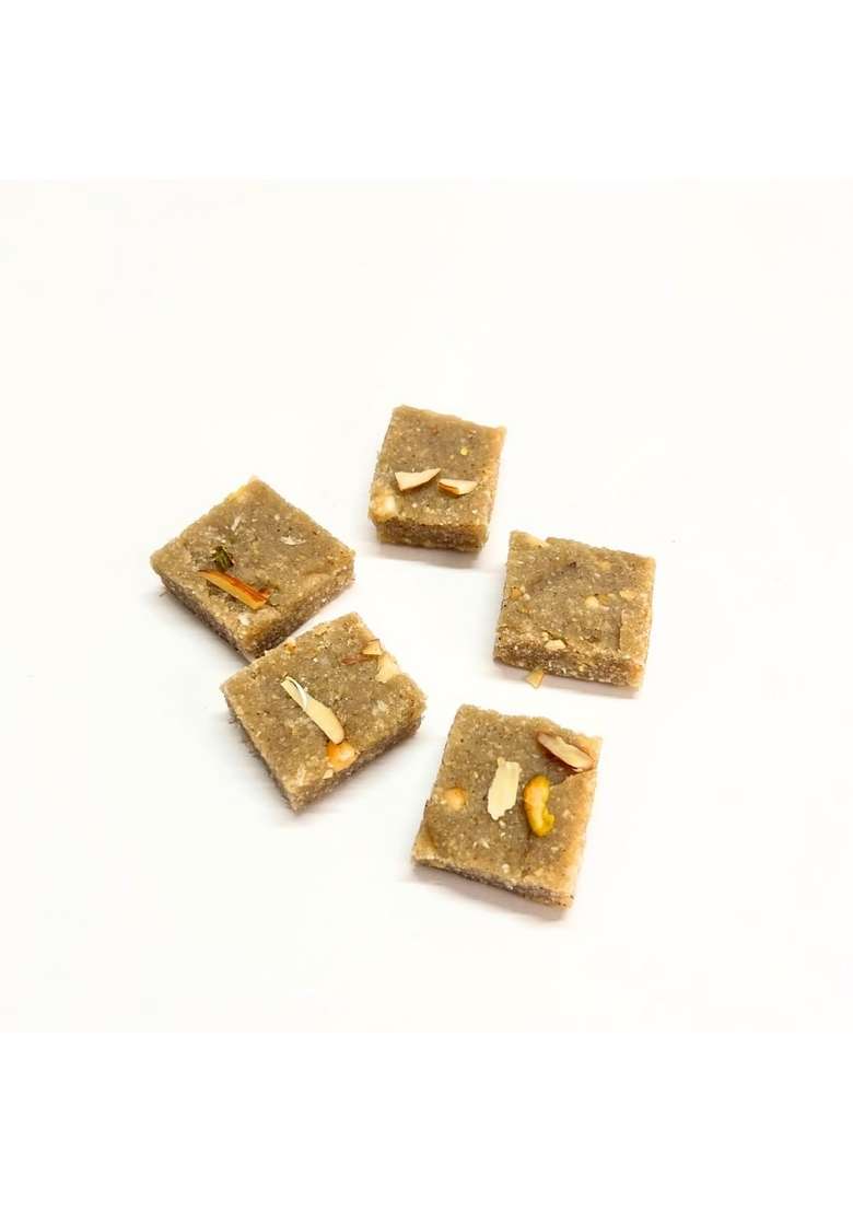 Meethi Kahani Makhana Ki Barfi | Sweetened with Raw Sugar Lotus Seeds, Dry Fruits, Vegan Ghee Refined Sugar-Free, No Oils Healthy Indian Sweets 21 Days Shelf Life (18 pcs 360 gms) - Indya