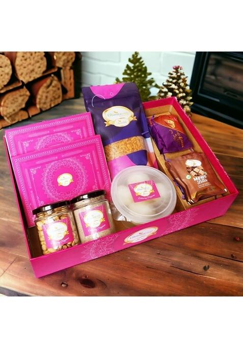 Ghasitaram Gifts Holi Sweets/Holi Hampers/Thandai Big Hamper Basket of 16 Goodies with Gujiyas|Gift Hamper| Diwali Gift Hamper|Food Hampers|Gourmet Hampers|