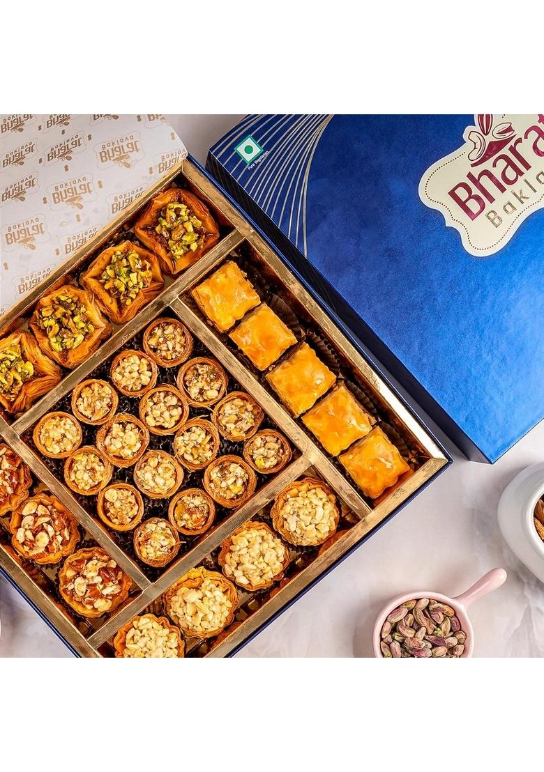 Bharat Baklava Gift Box | Assorted Middle Eastern Sweets 650g Cashew Tart, Almond Simsimia, Finger Premium Mithai for Gifting & Celebrations