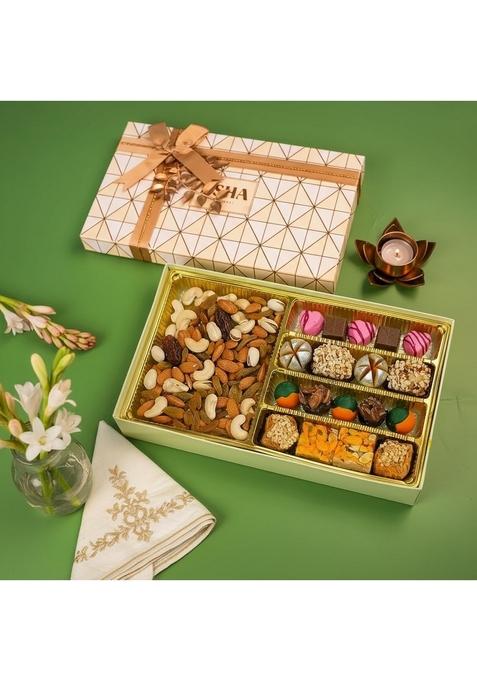 ASHA SWEET CENTER SWEETS Luxurious Bites Gift Hamper|Premium Assorted Box with Dry Fruits|Festive Gifting for Employees,Clients & Colleagues|Traditional Mithai Office Celebration