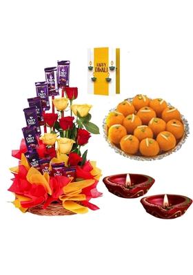 BIGWISHBOX | Diwali Gifts Fresh Flowers Chocolate Bouquet Motichoor Laddu Sweet Box 500g Diyas 02 Greeting Card Nextday Delivery