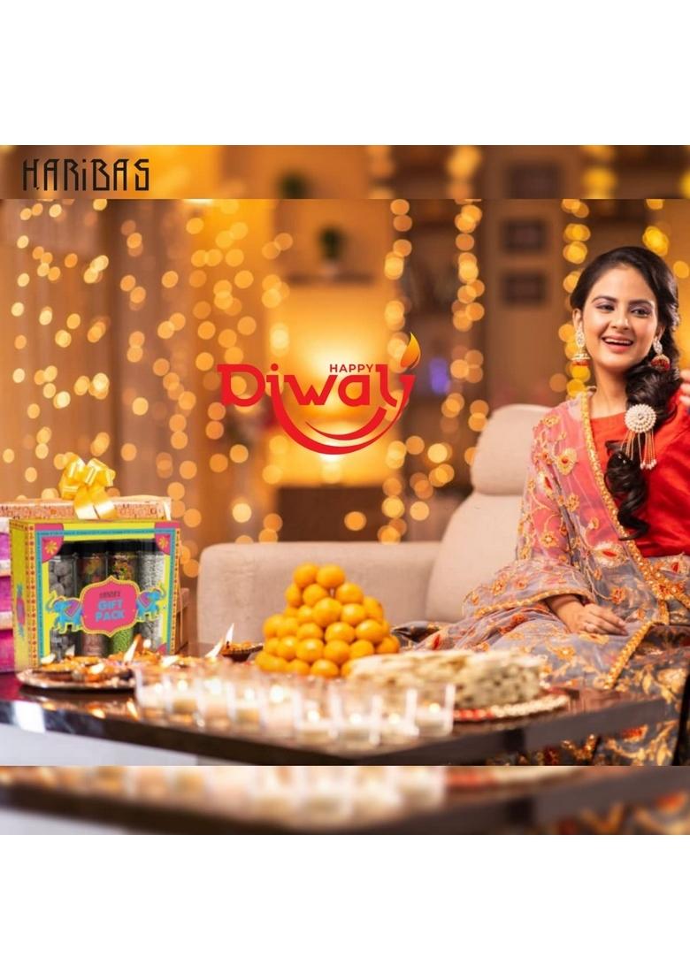 HARIBAS Gift Hamper for Christmas & New Year | (Pack of 8 Jars) Combo