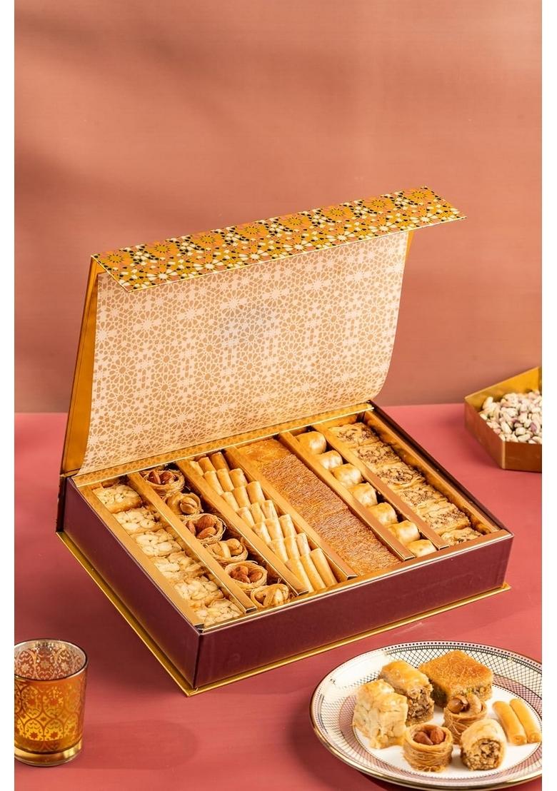 Gourmet Baklava Connoisseur Gift Hamper Box Premium Assorted Snacks & Sweets | Luxury Gifting for Festivals, Birthdays Corporate Events