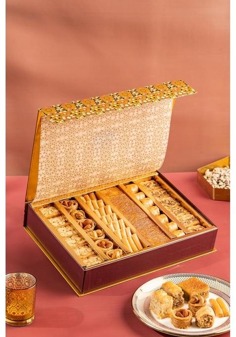Gourmet Baklava Connoisseur Gift Hamper Box Premium Assorted Snacks & Sweets | Luxury Gifting for Festivals, Birthdays Corporate Events