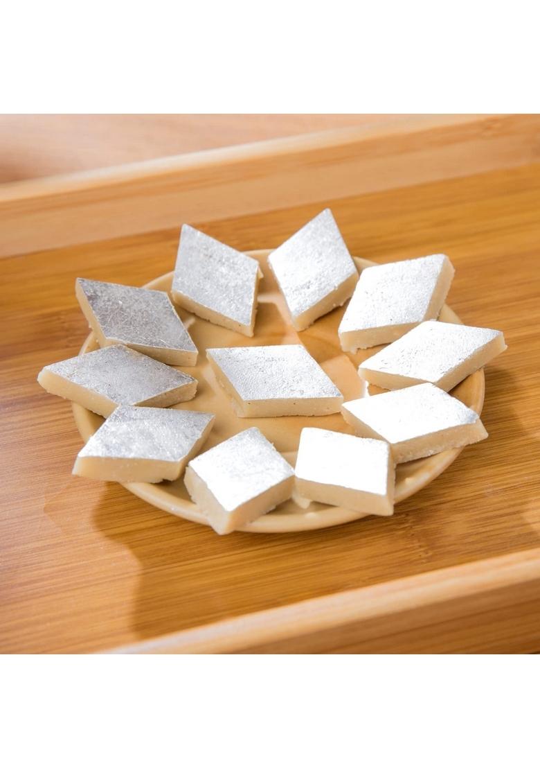 BIGWISHBOX Special Diwali Festive Kaju Katli Sweet Box 500 Gram with Wishes Message Card | Next Day Delivery