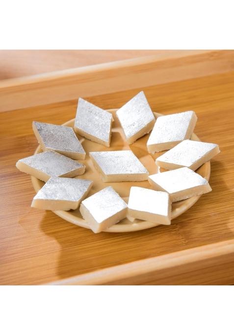 BIGWISHBOX Special Diwali Festive Kaju Katli Sweet Box 500 Gram with Wishes Message Card | Next Day Delivery