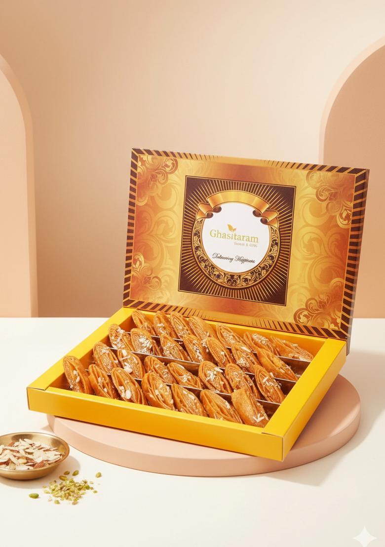 Ghasitaram Gifts Holi Sweets/ Gift/ Hampers/ Khaja 800 GMS |Sweets|Sweets Gift Pack|Diwali Sweets|Indian Mithai|Diwali Sweets Box|Sweets Box
