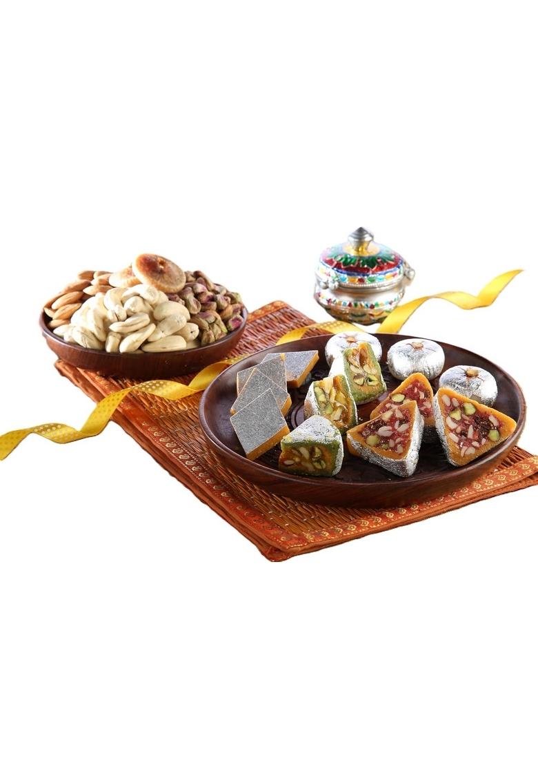 Vipul Dudhiya Sweets Kaju Mix Assorted | Authentic Indian Cashew Sweet Fresh and Healthy Nuts || Burfi (500GM)