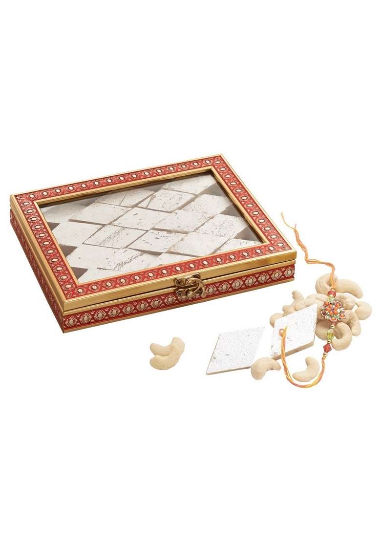‎Ghasitarams Punjabi Ghasitaram Halwai Diwali Special Assorted Dryfruit Mithai and 2 Premium (Cashewnuts+Almonds) Combo Sweets Gift Box with Silver Plated Coin, (600gms) - Indya
