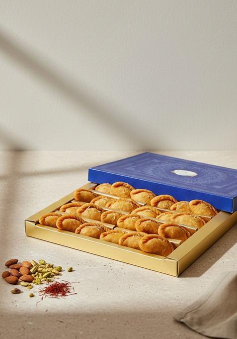 Ghasitaram Gifts Express Delivery Holi- Sweets/ Holi Hampers/ Ghasitaram's Sweets Sugarfree Healthy Wheat Desi Ghee Gujiya Box (800 GMS)