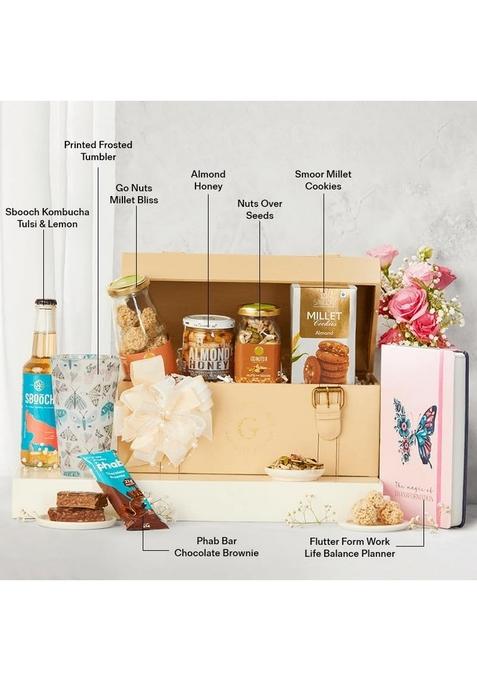 THE GIFT STUDIO.COM Fit & Fabulous Mom Hamper | Healthy Gourmet Snack Box with Smoked Almonds, Herbal Teas, Phab Bar Wellness for Mother's Day, Birthdays Celebrations