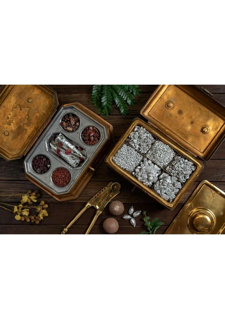 Janvi Foods Banarasi Pan Bida (10 pcs) | Paan Ready to Eat Meetha After Meal Export Quality - Indya