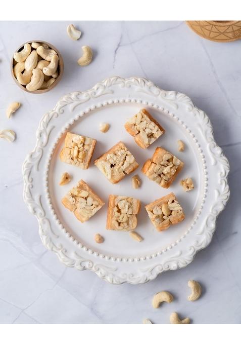 Gourmet Baklava Grandeur Gift Box