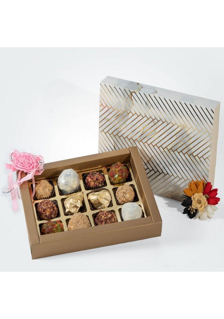 THE CHOCOLATE NATION PREMIUM GIFT BOX|GOURMET BALL, ALMOND ROCKS|FESTIVAL GIFTING|BIRTHDAY