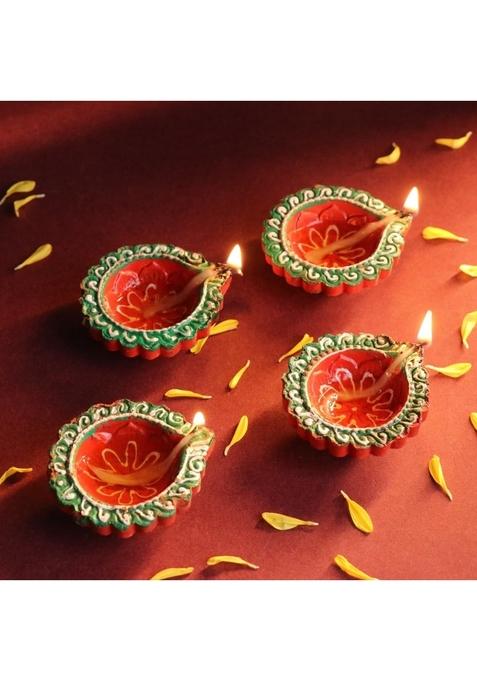 Floweraura Premium Diwali Gift Box of Mix Dry Fruits & Set 4 Terracotta Diyas | Corporate Gifting Tradational For Relatives Friends (Same Day Delivery)