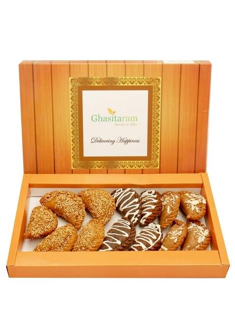 Ghasitaram Gifts Holi Gift Sweet/Holi Hampers/Roasted Til/Sesame, Traditional Desi Ghee Gujiyas Box,Chocolate Box|Diwali Sweets|Indian Mithai|Diwali Sweets Box