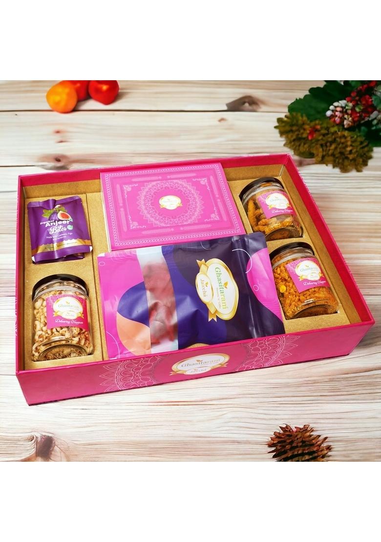Ghasitaram Gifts Big Hamper Tray of Sugarfree Kaju Katlis,Beetroot Chips,Sugarfree Bite,Wheat Puff,Moong Chakli,Roasted Chiwda|Sugar Free Sweets|Diabetic Friendly|Diwali Sugar Sweets Box