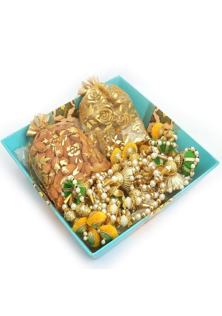 Ghasitaram Gifts Medium Square Basket with Almonds, Sugarfree Bites Pouches and Toran|Sugar Free Sweets|Diabetic Friendly|Diwali Sugar Sweets Box