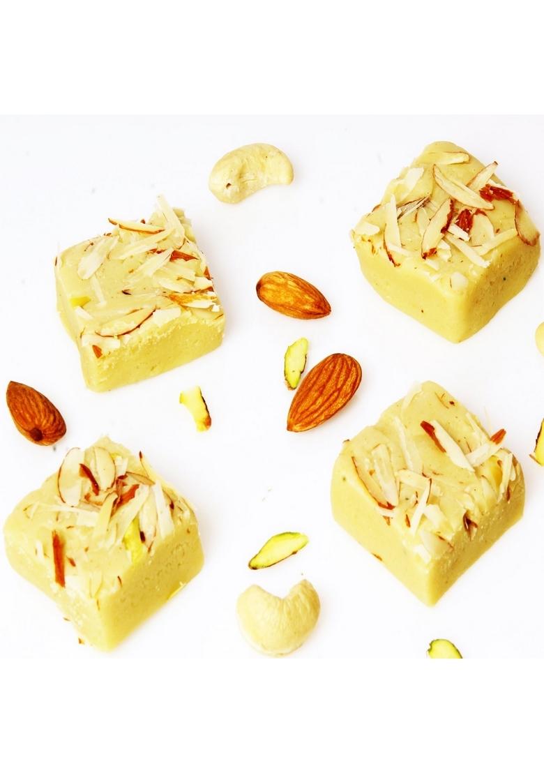 Ghasitaram Gifts Mawa Coconut Barfi 400 GMS |Sweets|Sweets Gift Pack|Diwali Sweets|Indian Mithai|Diwali Sweets Box|Sweets Box