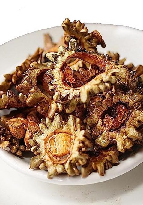 Spicado Traders Sun Dried Bitter Gourd | Pavakka Kondattam Kaipakka Pavakkai Vathal - Ready To Fry 100 Gm