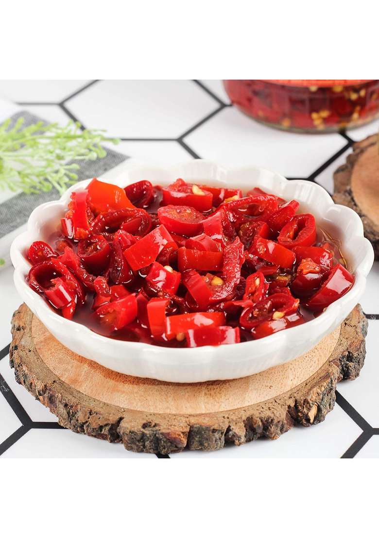 Urban Platter Sliced Red Paprika, 350G (Versatile, Tangy And Spicy Flavor Boost) - Indya