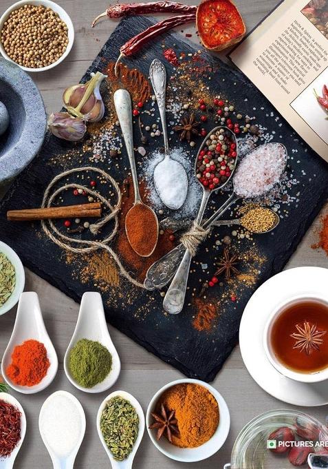 Saranz Lemon Pepper Mix Authentic Seasoning | 100% Natural Indian Spice Sprinkle On Veggies, Salads Etc Flavorful Blend Fresh & Aromatic Spices (100 Grams Sprinkler Jar)