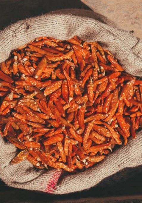 A D Food & Herbs Dried Yellow Chilli/Peeli Mirch Sabut Pure Spice Masala (20 Gms X Pack Of 2)