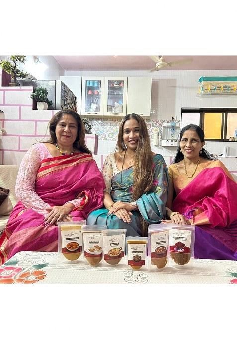 Spices N More Special Bottle Masala For Cooking Delicious Dish With Natural Aroma & Authentic Taste Rich In Flavor, Naturally Processed And No Preservatives (250 Gm)