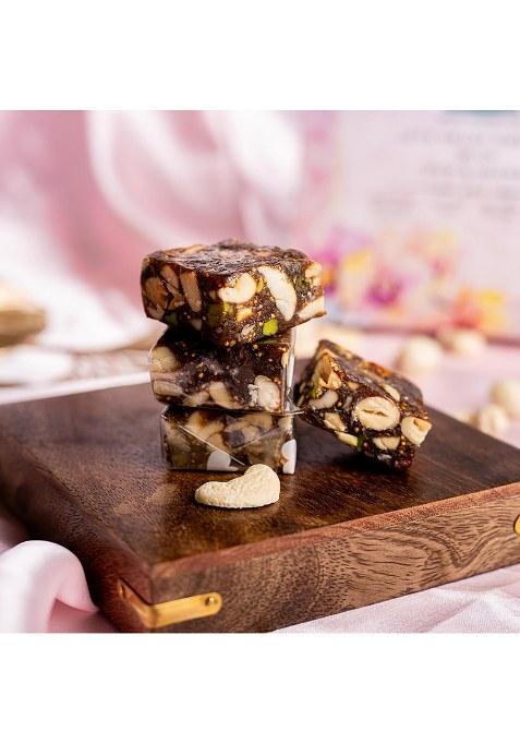 Gud Mishri Anjeer Delight 9 Pcs | Premium Dry Fruit Sweet With Anjeer, Kaju, Badam, Pista, Kishmish & Honey No Refined Sugar, Food Colour Healthy Indian Mithai For Gifting Festive Celebrations