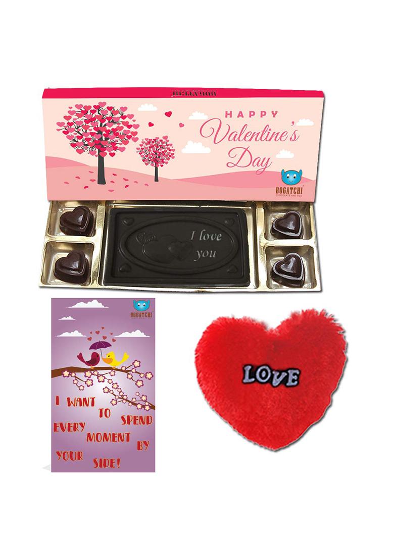 Bogatchi Valentine Chocolates Gift Box, I Love You Bar + 4 Chocolae Hearts Free V-Day Card Fur Heart