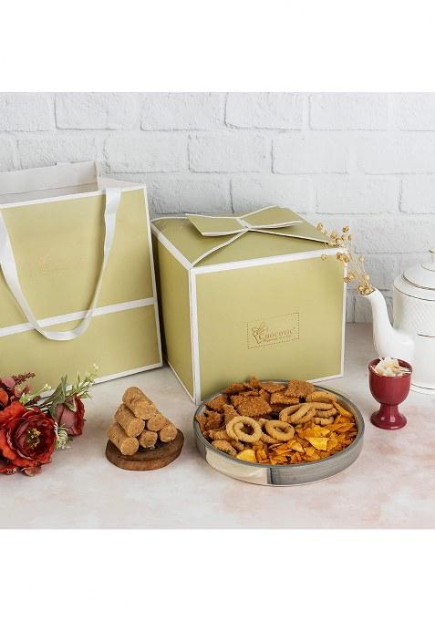 Chocovic Pista Green Carry Bag | Perfect Diwali Gift For Friends And Family Sweets Snacks Combo Offer