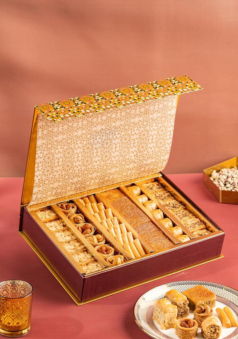 Gourmet Baklava Connoisseur Gift Hamper Box Premium Assorted Snacks & Sweets | Luxury Gifting For Festivals, Birthdays Corporate Events
