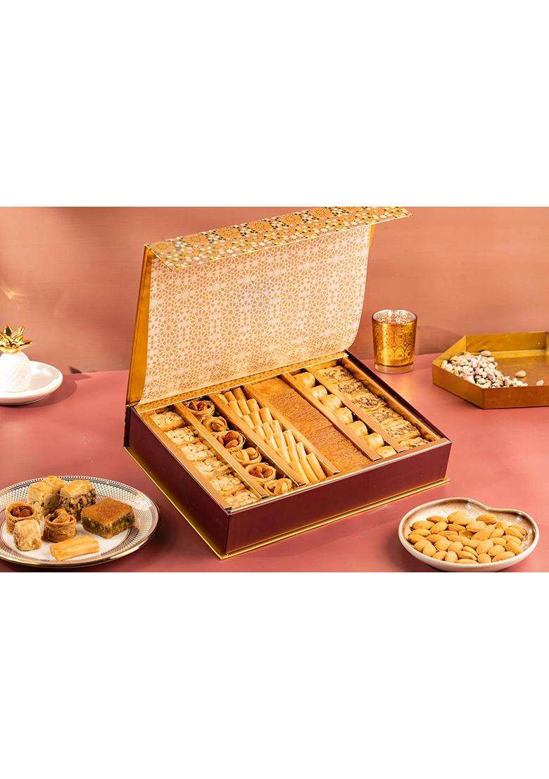 Gourmet Baklava Connoisseur Gift Hamper Box Premium Assorted Snacks & Sweets | Luxury Gifting For Festivals, Birthdays Corporate Events