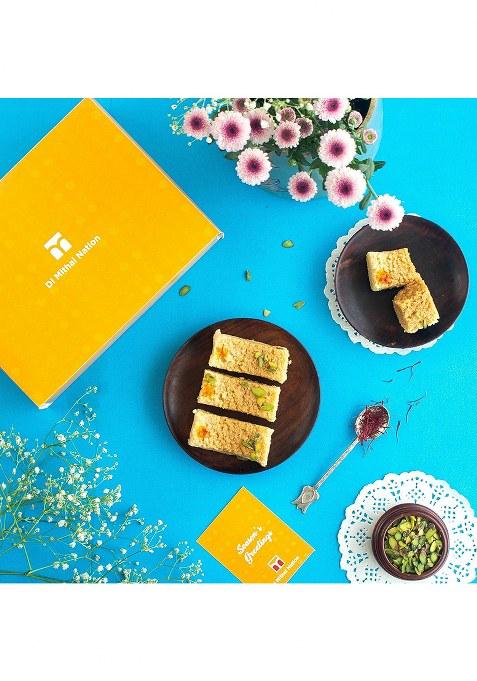 Di Mithai Nation Milk Cake (200 Gram) With Green Pearl Bhaiya Bhabhi Rakhi Set Sweets Gift Pack