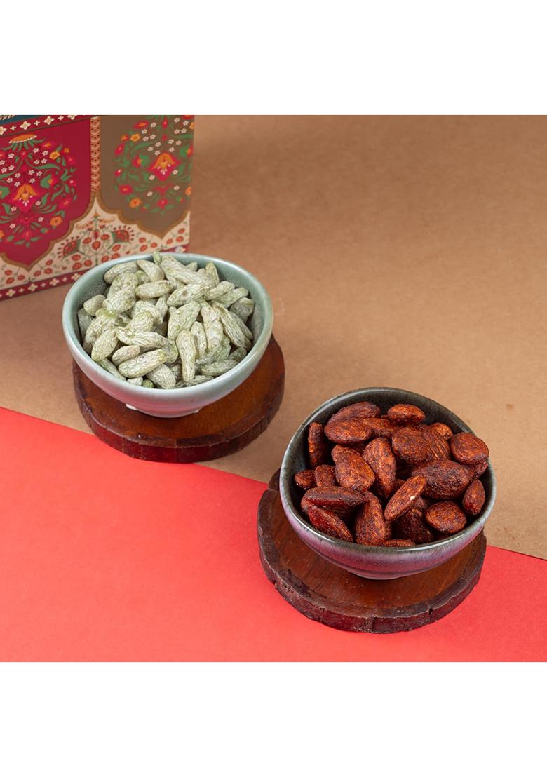 Jaiccha Ghasitaram Gifts Big Pink Hamper Box Of Kaju Katlis, Namkeen And Dryfruit- Phb-3|Gift Hamper|Diwali Gift Hamper|Food Hampers|Gourmet Hampers|