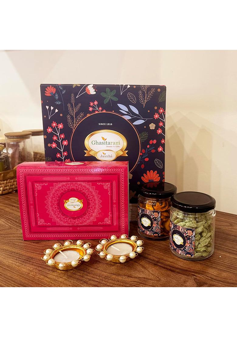 Jaiccha Ghasitaram Gifts Hamper Box Of Best Bites, 2 Jars Mixed Dryfruits,Flavour Raisins And T-Lights|Dryfruit Gift Hamper|Diwali Dry Fruit|Food Hampers|Gourmet Hampers|Dry Fruit|Dryfruit|Dryfruit